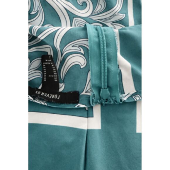 Forever 21 Satin Teal Slip Cowl Neck Mini Scarf Print Dress Size M - Picture 8 of 11